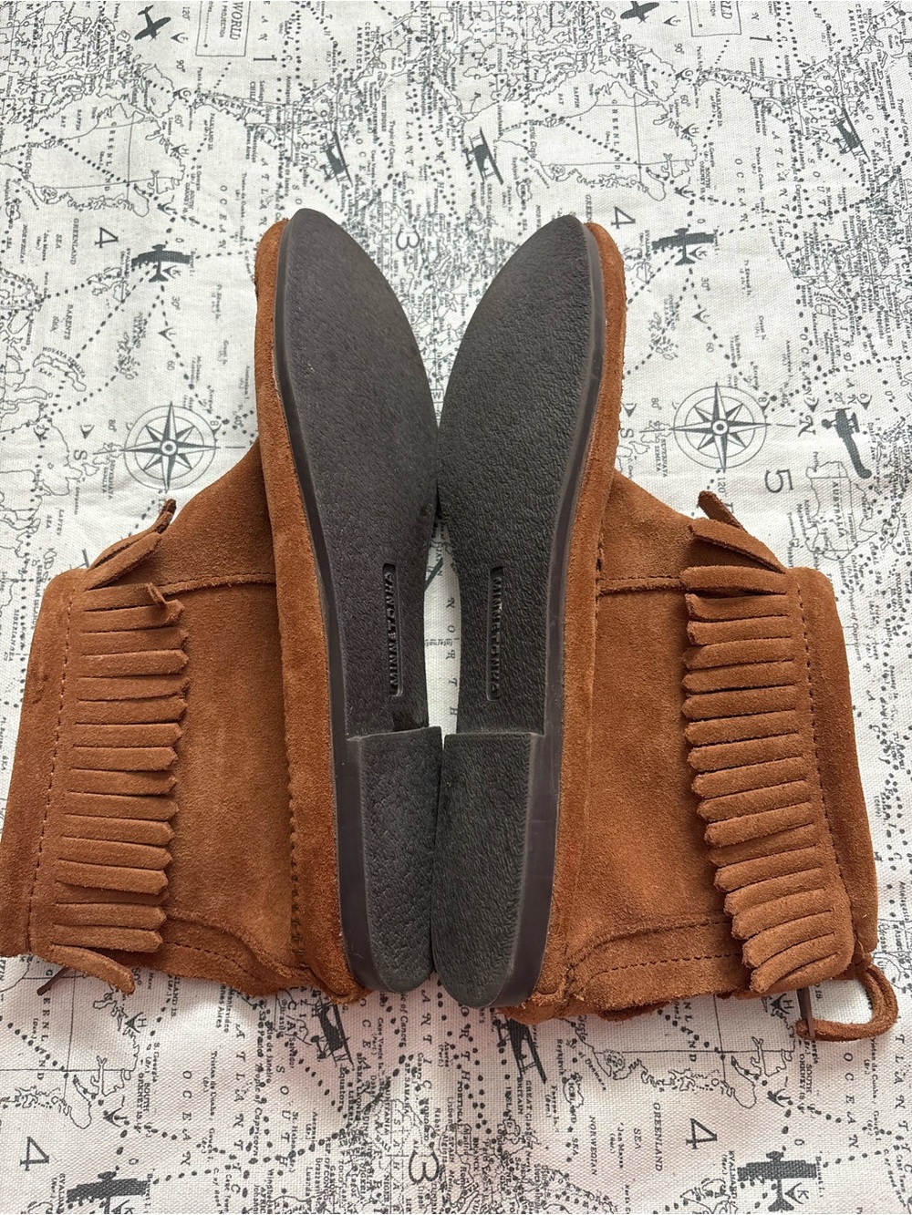 Minnetonka Women's Chestnut Suede Fringe Moccasins - Picture 5 of 6